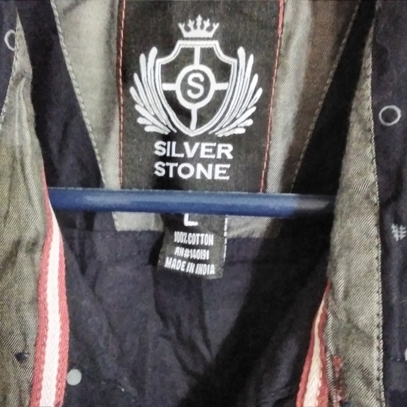Silverstone casual Men's button up Shirt(LG) - Picture 8 of 12
